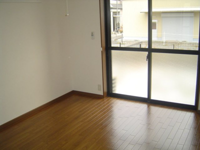 【内装】 | ヒールコート | 洋室