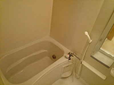 【浴室】 | プレシャスコートＫ西浜 | ゆったり過ごせるお風呂です