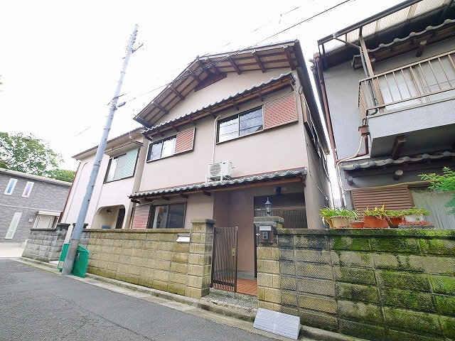 山陵町一戸建賃貸　5DKの外観