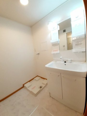 【洗面所】 | モンターニュ　アン | 洗面所です