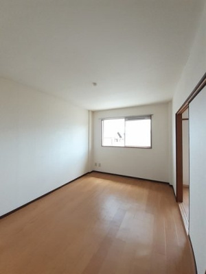 【内装】 | ニューエルディムＫ | 明るい室内です