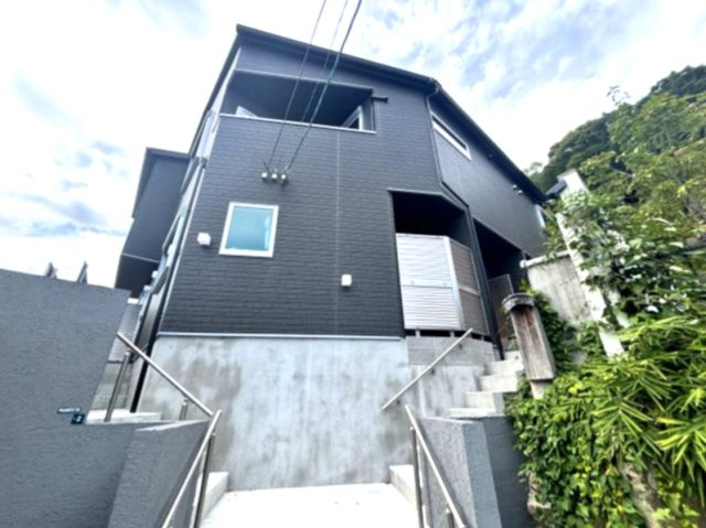 シェリル神戸岡本