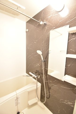 S-RESIDENCEドーム前千代崎の浴室