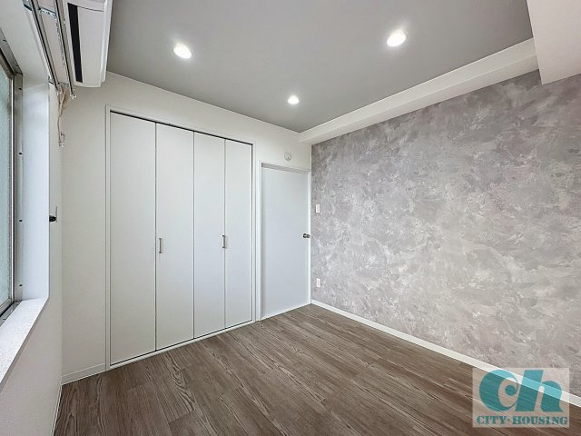 ヴェルテ山本 202号室の洋室