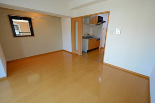 ドルチェ東甲子園の居間