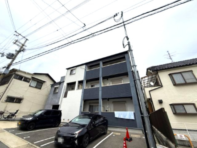 Tre　Ｃｏｕｒｔ灘