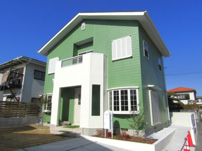 【外観】 | 【再生住宅】甲斐市中下条 | おしゃれな外観です