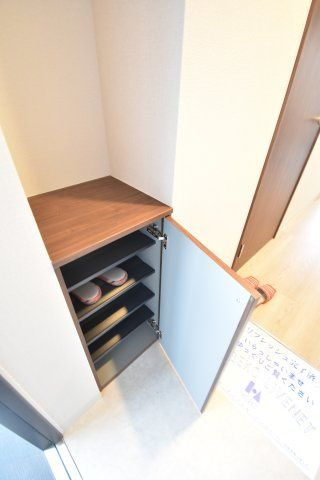 ArtizA西長堀の玄関