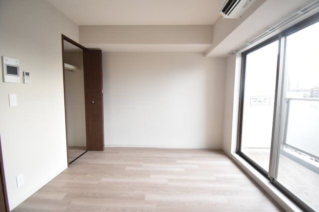 ArtizA西長堀の洋室