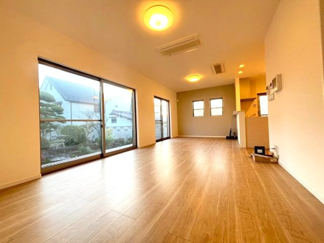 富田林住宅の居間・リビング