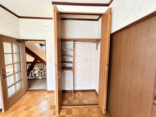 中島通２丁目　中古戸建の玄関