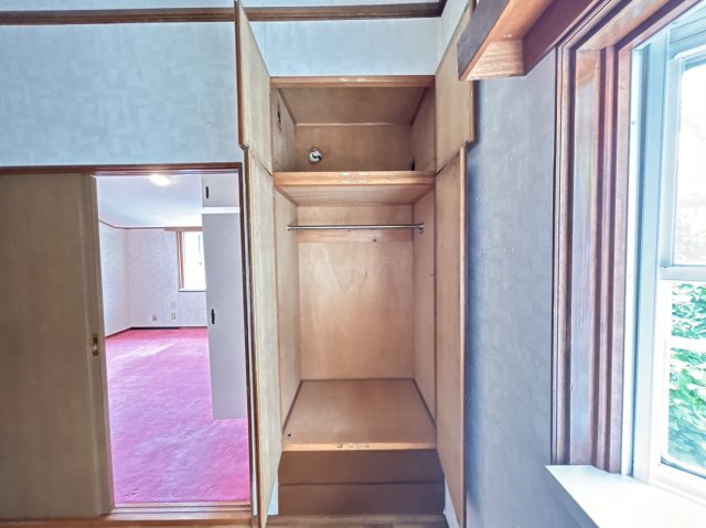 中島通２丁目　中古戸建の玄関