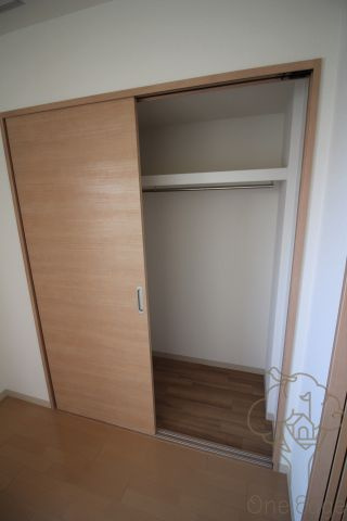 エス・キュート南森町の収納