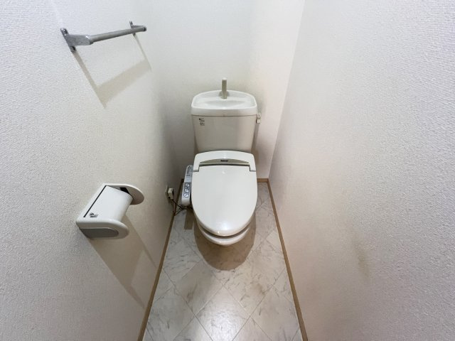 グランドソレーユ B棟のトイレ