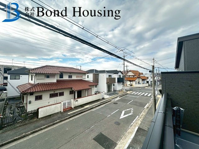 「西明石駅徒歩13分」「収納充実」西明石町 全2棟B号棟の前面道路含む現地写真