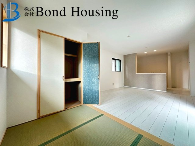 「西明石駅徒歩13分」「畳コーナーあり」西明石町 全2棟A号棟の和室
