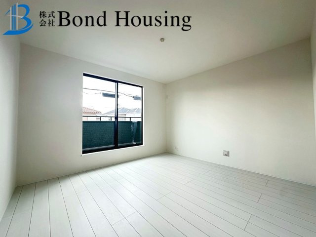 「西明石駅徒歩13分」「畳コーナーあり」西明石町 全2棟A号棟の洋室