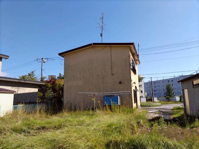 美原3丁目《三方角地》事務所跡中古住宅の外観|建物裏敷地も売買対象となります