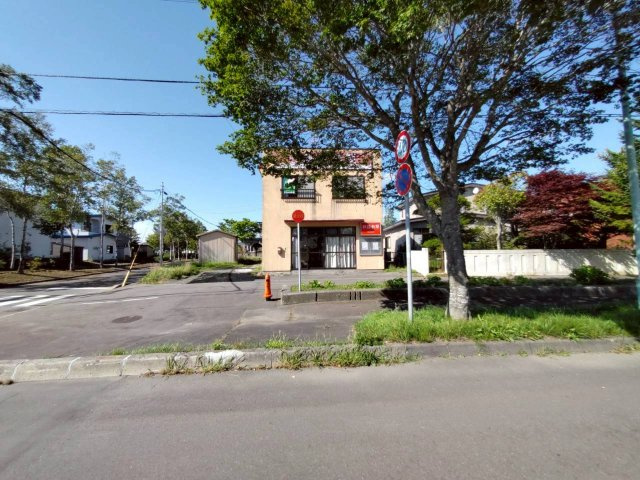 美原3丁目《三方角地》事務所跡中古住宅の前面道路含む現地写真