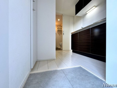 【玄関】 | アロウ中小田井 | ゆったりとした玄関です