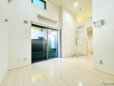 【居間・リビング】 | アロウ中小田井 | 使いやすいリビングです