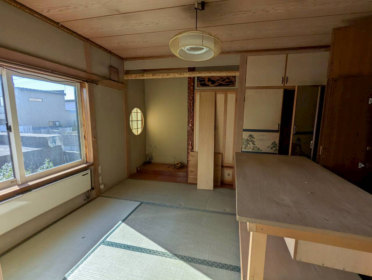 桜ケ岡2丁目　事務所跡中古住宅の和室|1階和室6帖