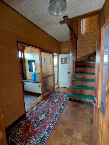 桜ケ岡2丁目　事務所跡中古住宅の内装