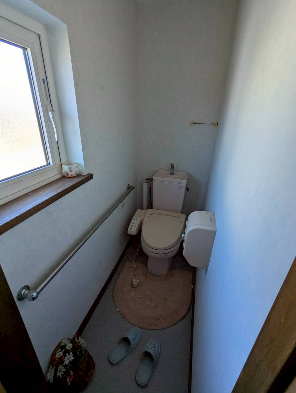 桜ケ岡2丁目　事務所跡中古住宅のその他|2階トイレ