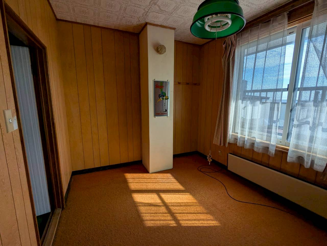 桜ケ岡2丁目　事務所跡中古住宅の洋室|2階洋室6帖