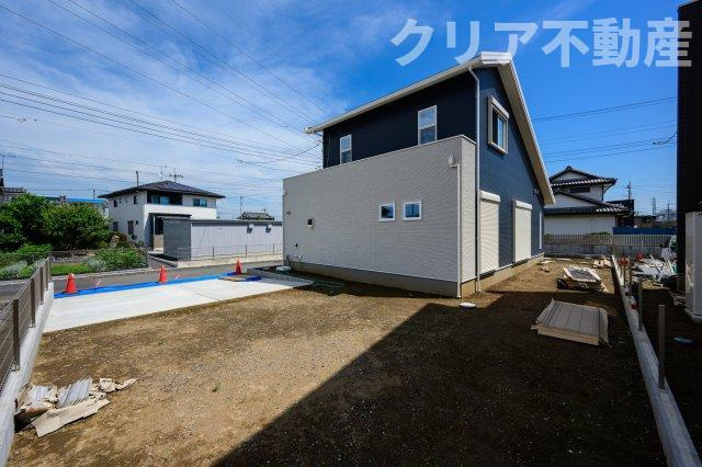 【庭】 | スマート・ワン シティ 太田市龍舞町2期 | 広々としたお庭でバーベキューやガーデニングも楽しめます♪