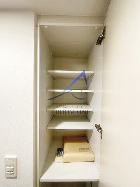 Ｌ’ＡＶＥＮＩＲ　Ｓｔａｔｉｏｎ　ｔｏｗｅｒのその他