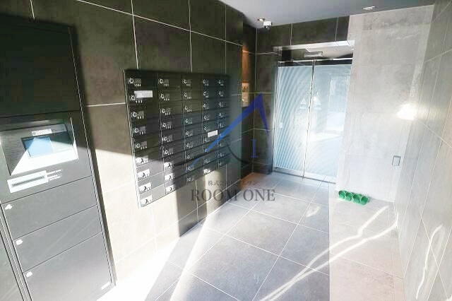 Ｌ’ＡＶＥＮＩＲ　Ｓｔａｔｉｏｎ　ｔｏｗｅｒ