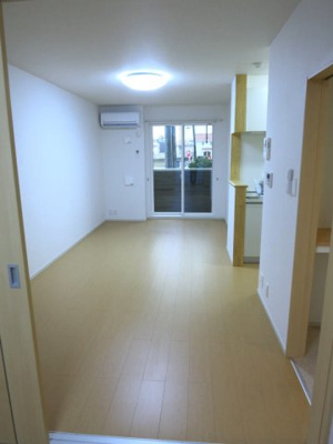 【居間・リビング】 | ロゼッタＢ | ゆったり過ごせる居間です