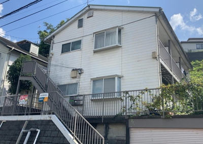 【外観】 | モビリアＴＯＫＩ | 隣家の土地はどうなっているのか、生活利便施設が近くにあるのか、学校まで近いかなど、お客様のライフスタイルにあわせたイメージが重要です。また、近くにあると困る施設が近くにないかも確認するといいでしょう。