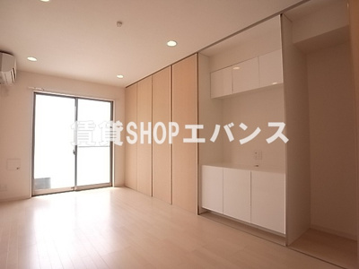 【居間・リビング】 | リブリ・滝台