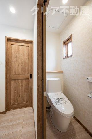 【トイレ】 | スマート・ワン シティ 太田市龍舞町2期 | シャワー＆暖房便座付きのトイレです！