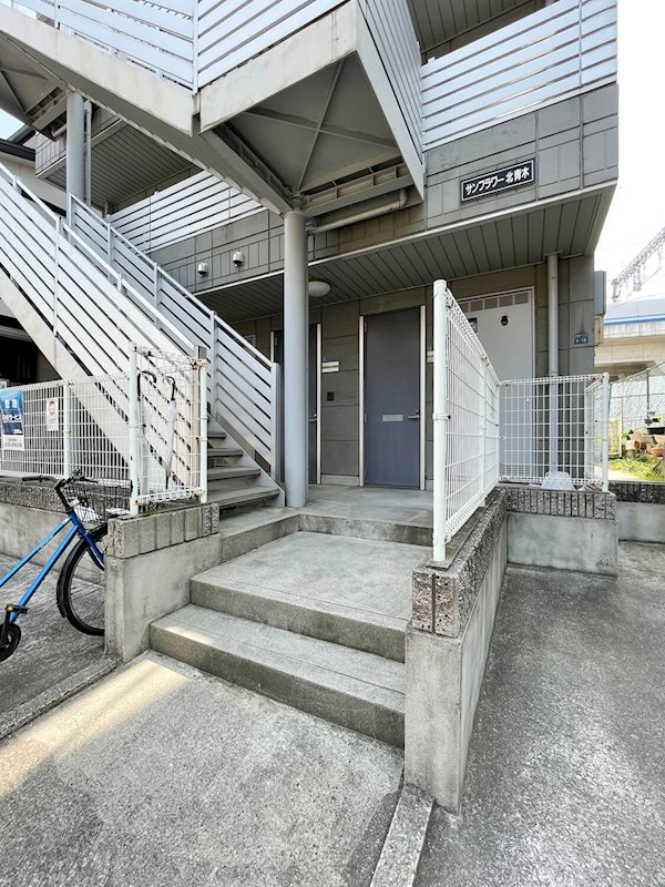 神戸市東灘区北青木４丁目のマンション