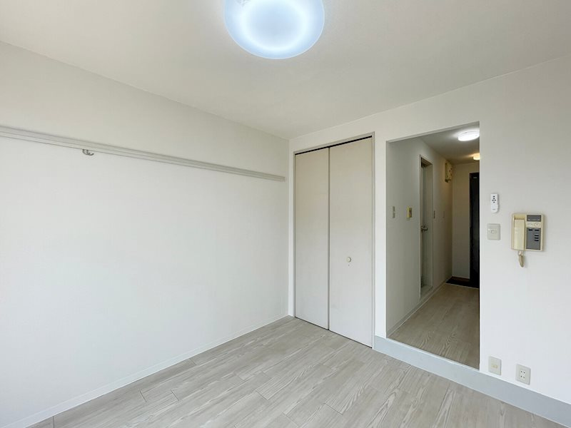 神戸市東灘区北青木４丁目のマンションの居間・リビング