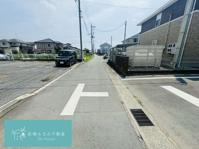 【土地】太田市新道町　A区画（全4区画）の前面道路含む現地写真|前面道路含む現地写真です