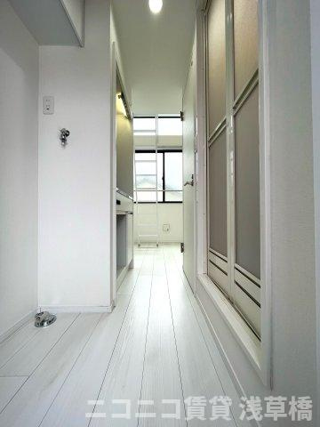 StudioApartment東池袋の玄関|別号室イメージの為、現状を優先致します。