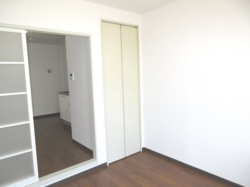 神戸市東灘区北青木４丁目のマンションの寝室