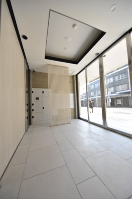 【エントランス】 | スプランディッド元町山手