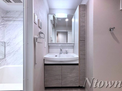 【独立洗面台】 | THE LOUNGE LINEAR GATE | 使いやすい独立洗面台です