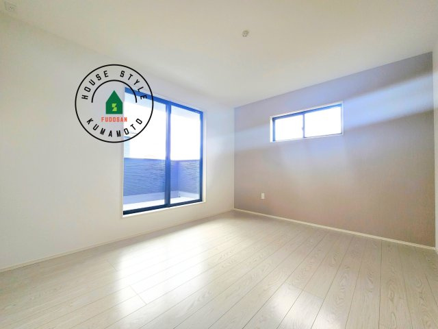 N・熊本市北区大窪5丁目第1-2棟（1号棟）　の内観：施工例|主寝室には収納力に優れたクローゼットがありますので、お部屋もすっきり片付きます。