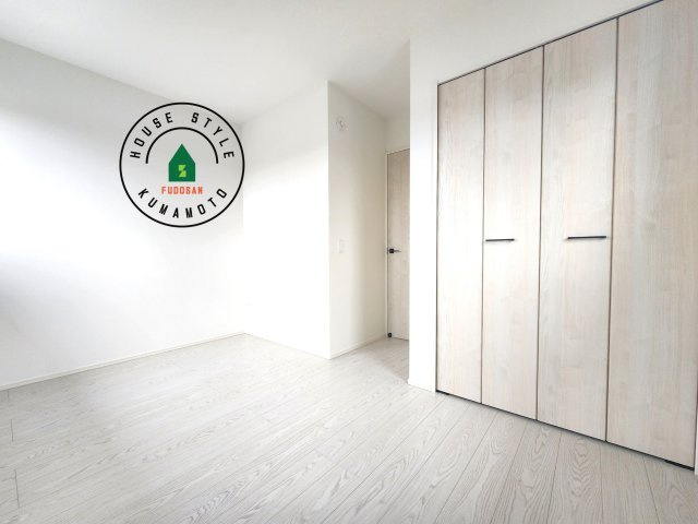 N・熊本市北区大窪5丁目第1-2棟（1号棟）　の内観：施工例|穏やかな光が差し込む室内には、穏やかな時間が流れます。