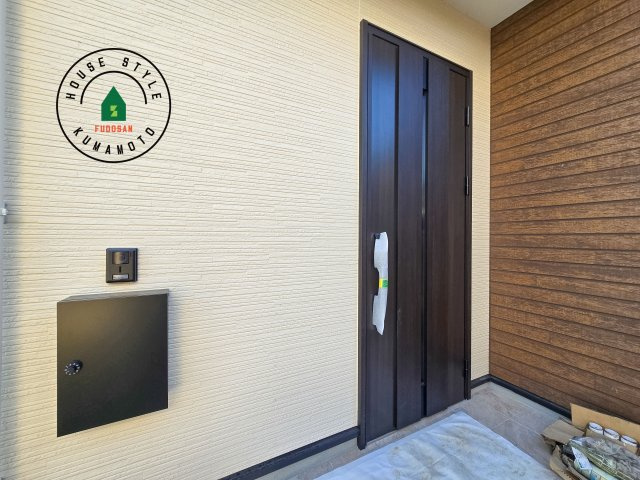 熊本市北区大窪5丁目第1-2棟（2号棟）　の外観：施工例|おでかけの時も帰った時も、「我が家」を最初に感じでもらえる素敵な空間に。