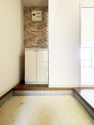 ディアス名東の玄関