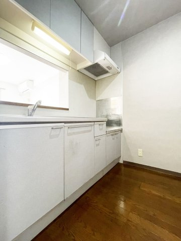 ディアス名東のキッチン