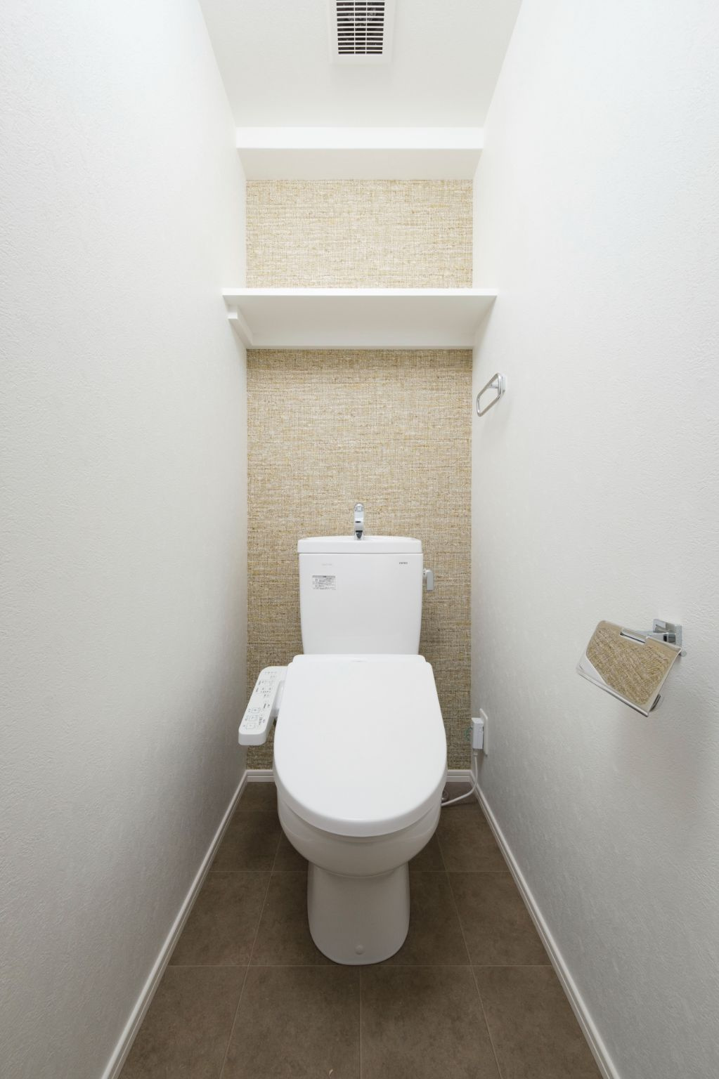 新品家具付きマンション博多駅南13B(KaGood福岡)のトイレ