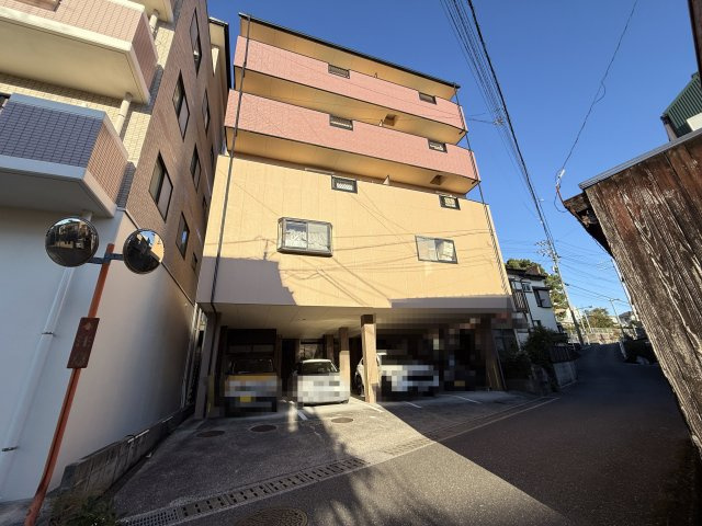 ノワール愛宕山の外観